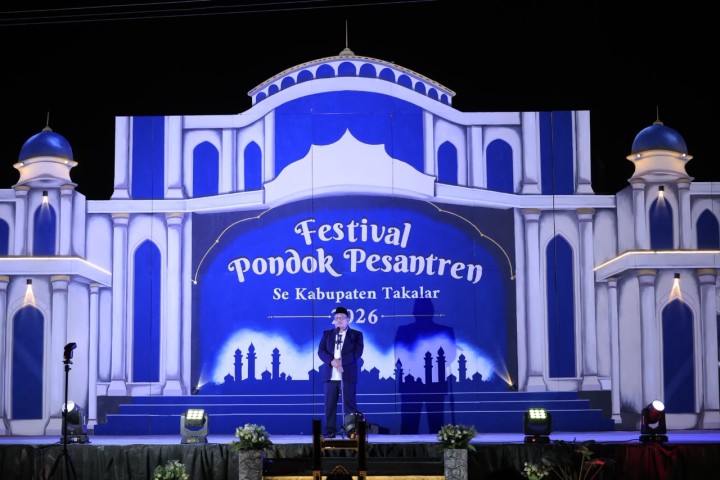 Tutup Festival Ponpes, Bupati Daeng Manye: Santri Takalar Harus Jadi Pelopor Kreativitas dan Penjaga Nilai Keislaman